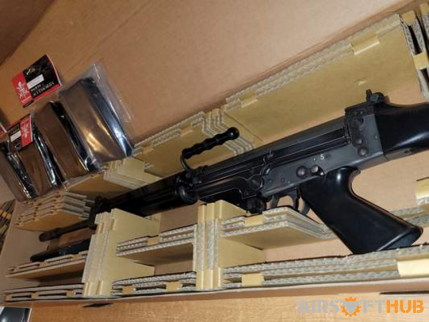 VFC LAR ( FAL GBBR ) - Used airsoft equipment