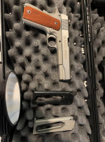 Classic m1911 pistol with c02 - Used airsoft equipment