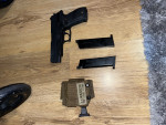 WE F226 hand gun - Used airsoft equipment