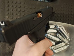 WE GLOCK 17 UPGRADED. - Used airsoft equipment