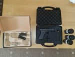 WE glock 17 gbb with extras - Used airsoft equipment