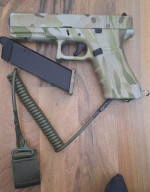 Raven Camo Glock 17 + holster - Used airsoft equipment