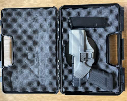 Glock 17, holster, case - Used airsoft equipment