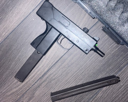 Kwa mac11 with extra mag - Used airsoft equipment