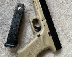 We Glock17 tan - Used airsoft equipment