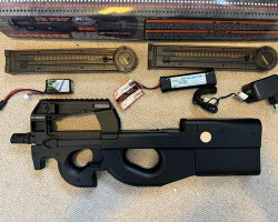 P90 CYBERGUN FN HERSTAL - Used airsoft equipment