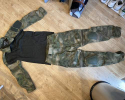 Invader gear shirt & trousers - Used airsoft equipment