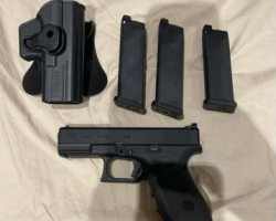 VFC / UMAREX GLOCK 19 GEN 4 *C - Used airsoft equipment