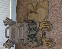 Viper plate carrier and extras - Used airsoft equipment