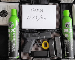 Glock 19 and accessories - Used airsoft equipment