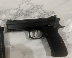 CZ 75 shadow pistol with 3 mag - Used airsoft equipment