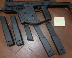 Coyote G2 Kriss Vector + 5 mag - Used airsoft equipment