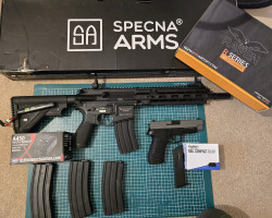 Assault rifle pistol and acces - Used airsoft equipment