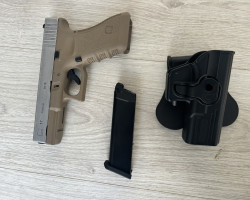 tan tactical we glock - Used airsoft equipment