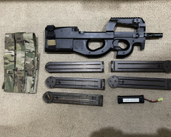 Cyber gun P90 bundle - Used airsoft equipment