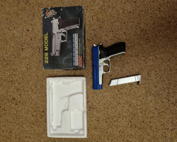 Gas pistol - Used airsoft equipment