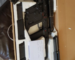 KWA VECTOR GBBR with 6 mags - Used airsoft equipment