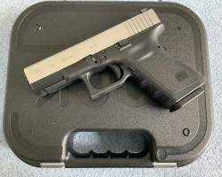 Custom Steel Glock 19 - Used airsoft equipment